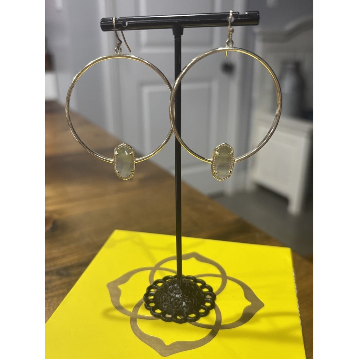 Kendra Scott Elora Gold Statement Earrings In Gold With Gray Cats Eye Stone