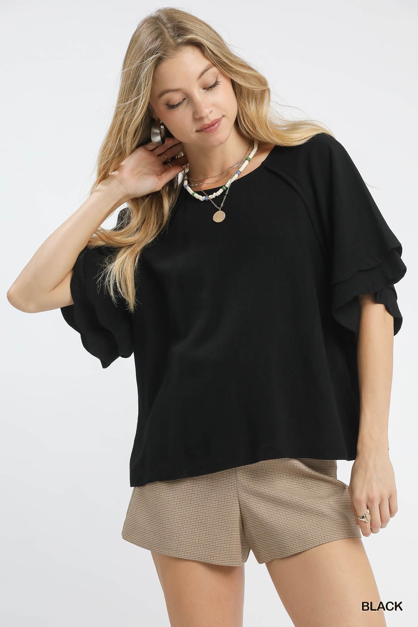 Umgee Linen Raglan Sleebe Top in Black