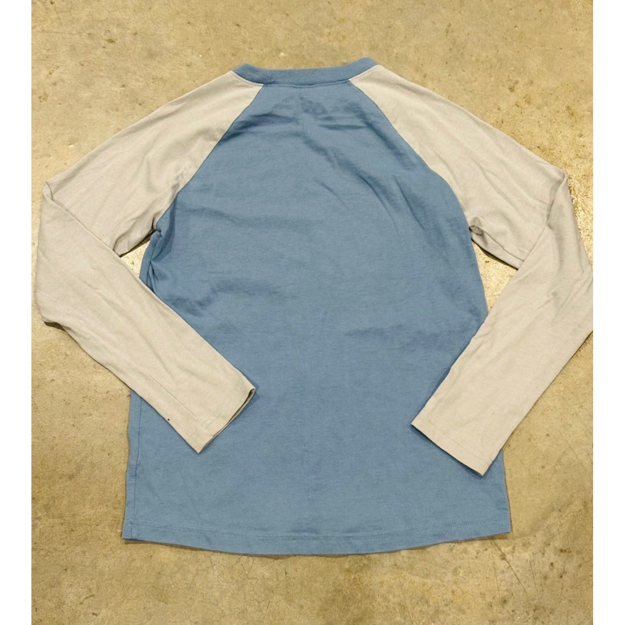 Under Armour Long Sleeve Baseball Tshirt Blue Size Medium