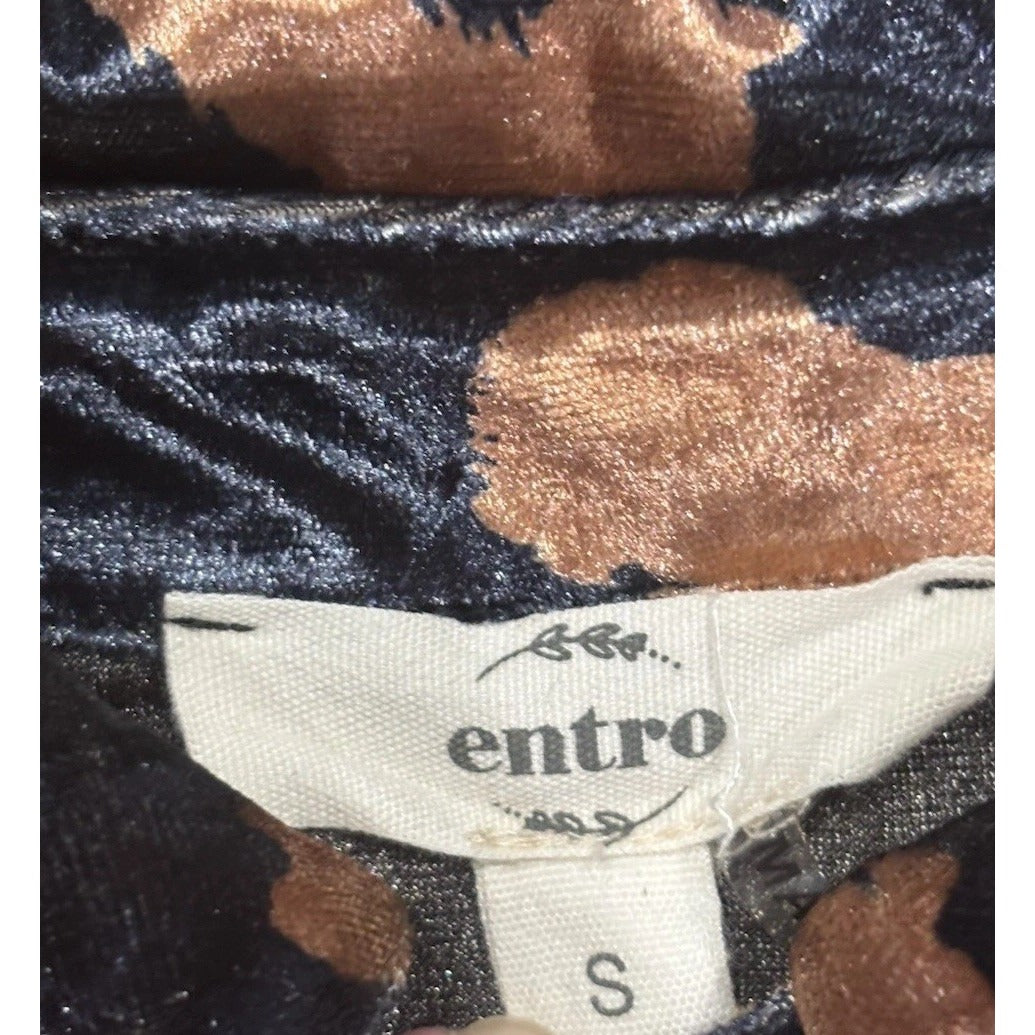 Entro Leopard Velvet Blouse Size Small