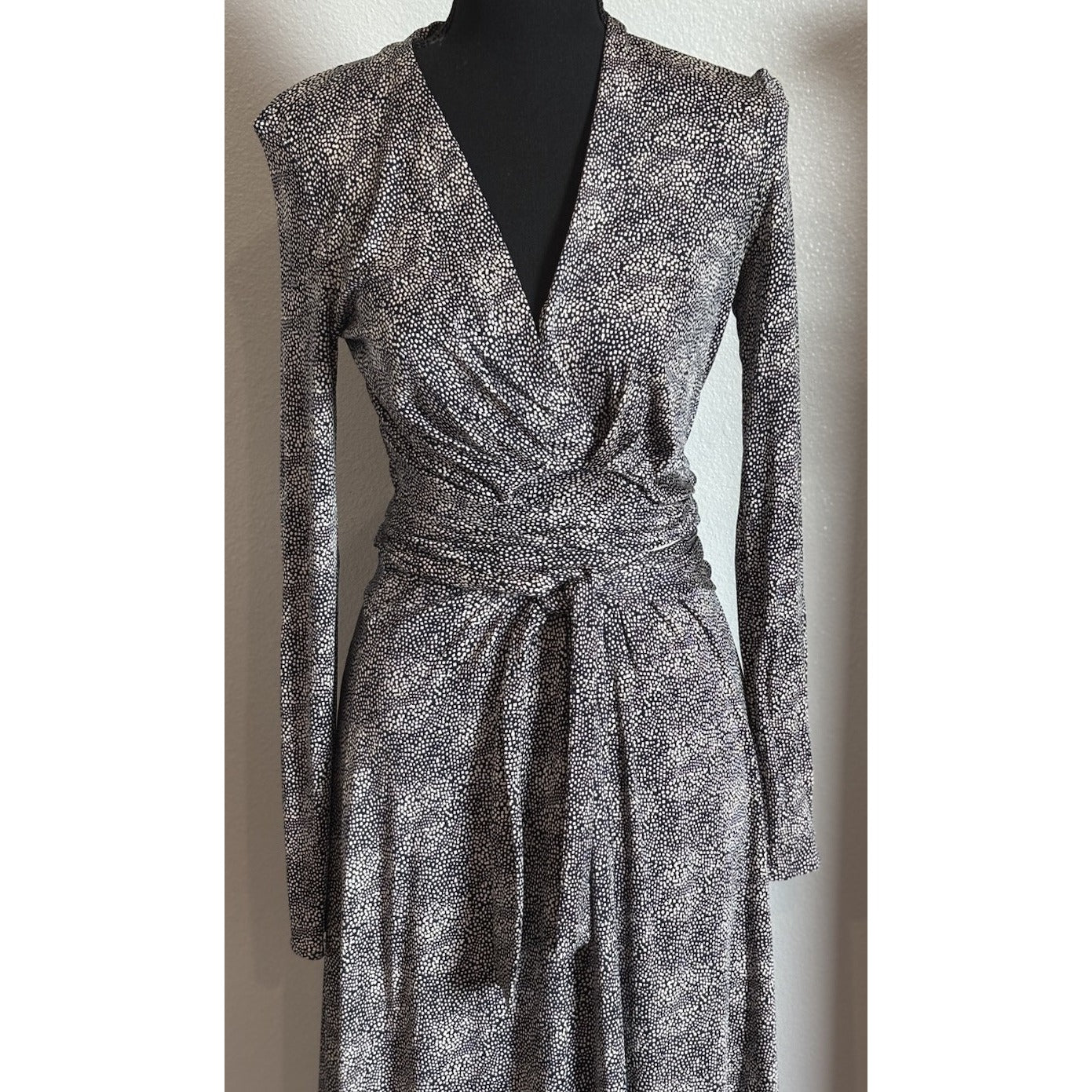 Tory Burch 100% Silk Wrap Tie Belt Dress Size Small