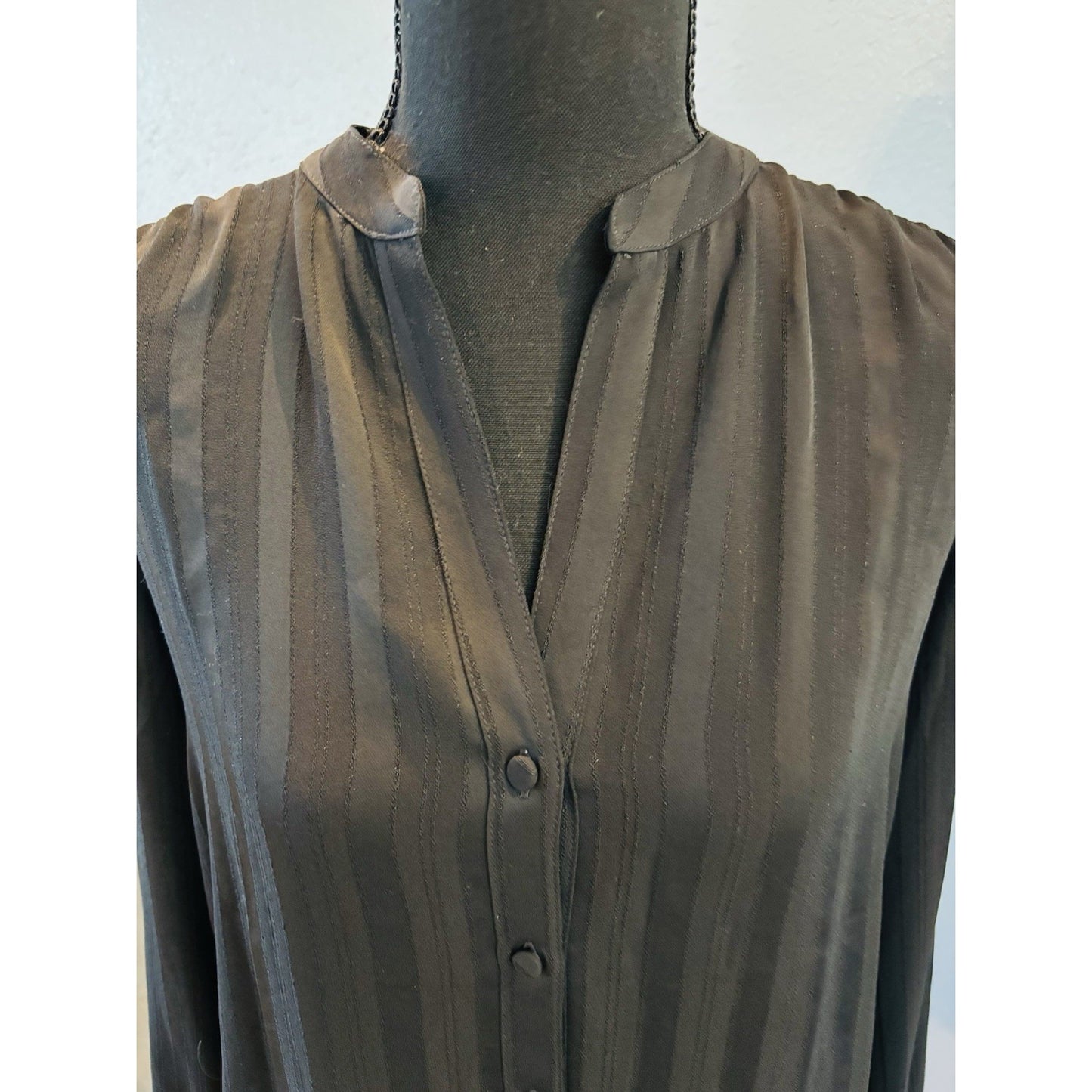 Ann Taylor Black Sheer Striped Long Sleeve Blouse Size Medium