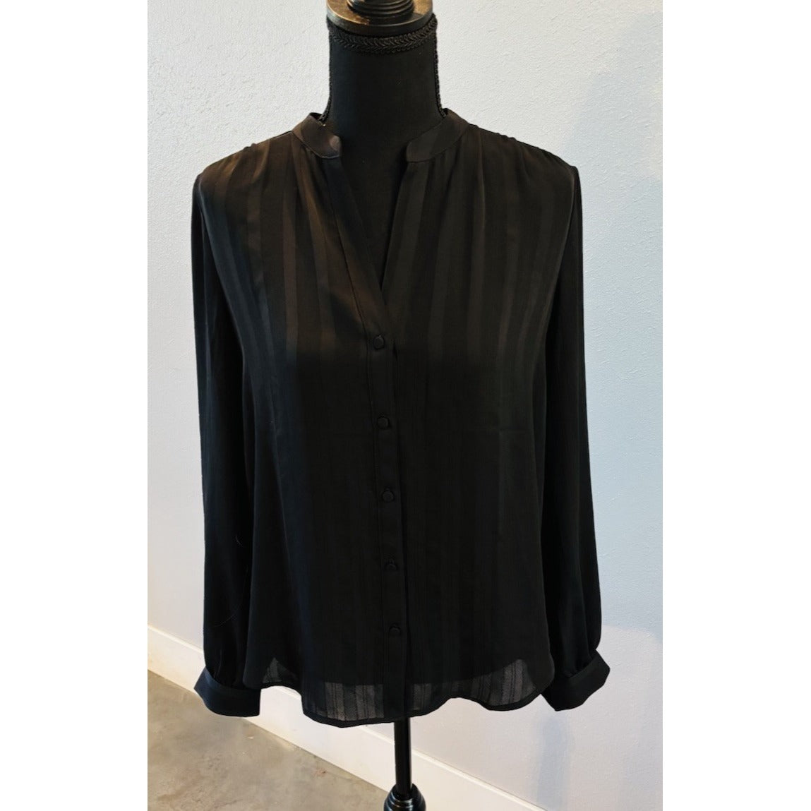 Ann Taylor Black Sheer Striped Long Sleeve Blouse Size Medium