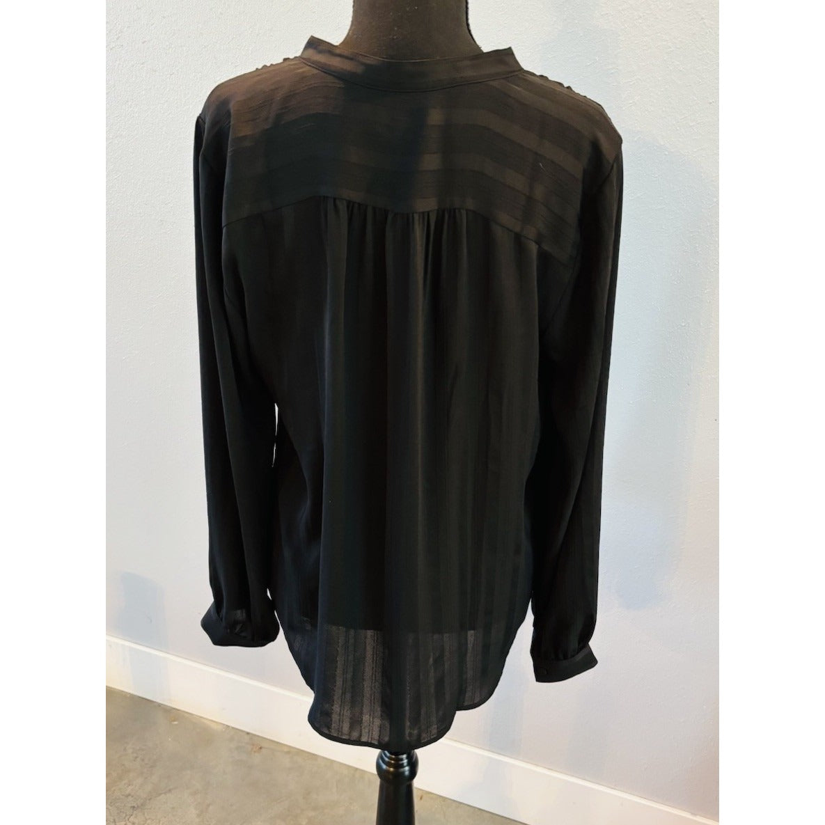 Ann Taylor Black Sheer Striped Long Sleeve Blouse Size Medium