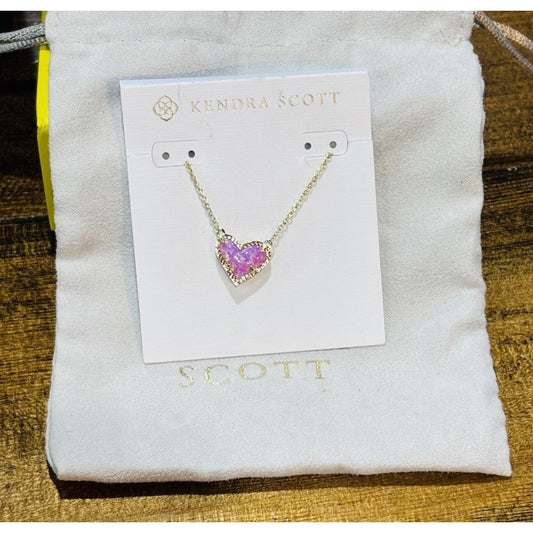 NEW Kendra Scott Ari Heart Gold Necklace in Bubblegum Pink Kyocera Opal
