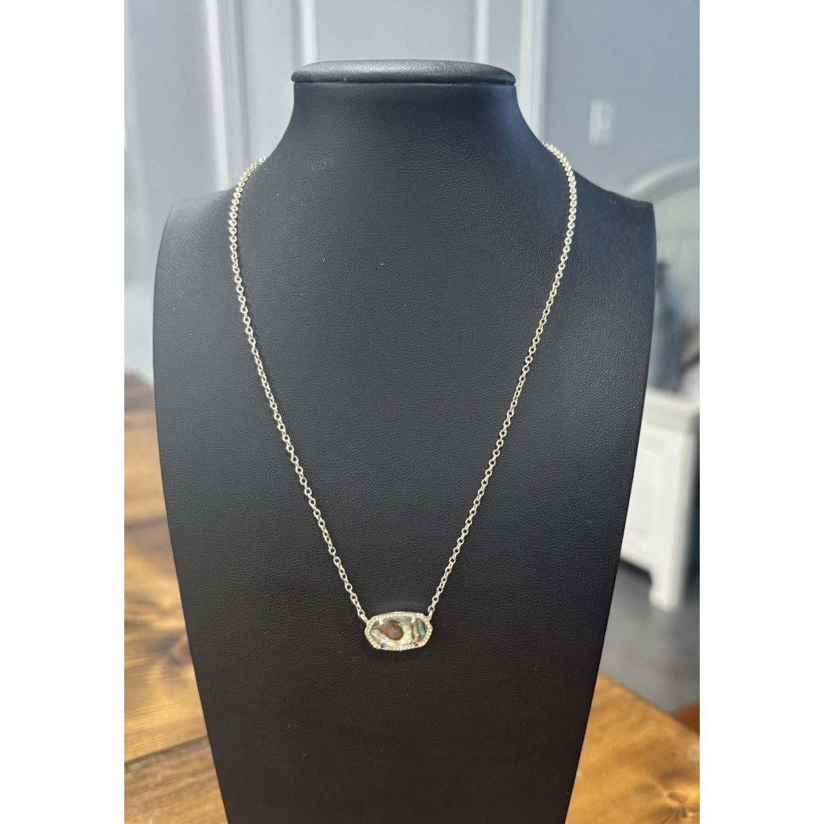 Kendra Scott - Elisa Gold Abalone Shell Pendant Necklace