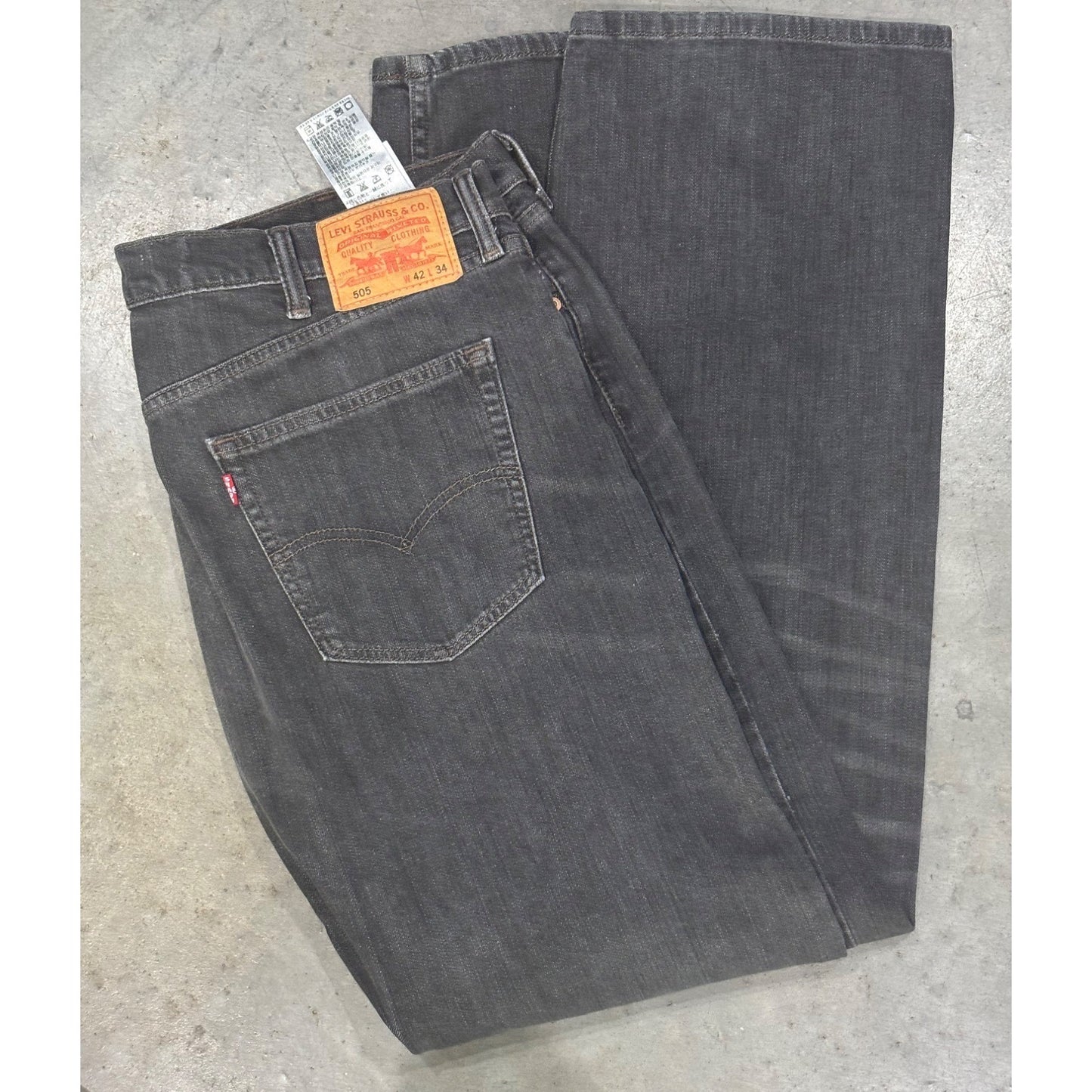 Levis 505 Regular Fit Mens Jeans W42 L34 Black Denim