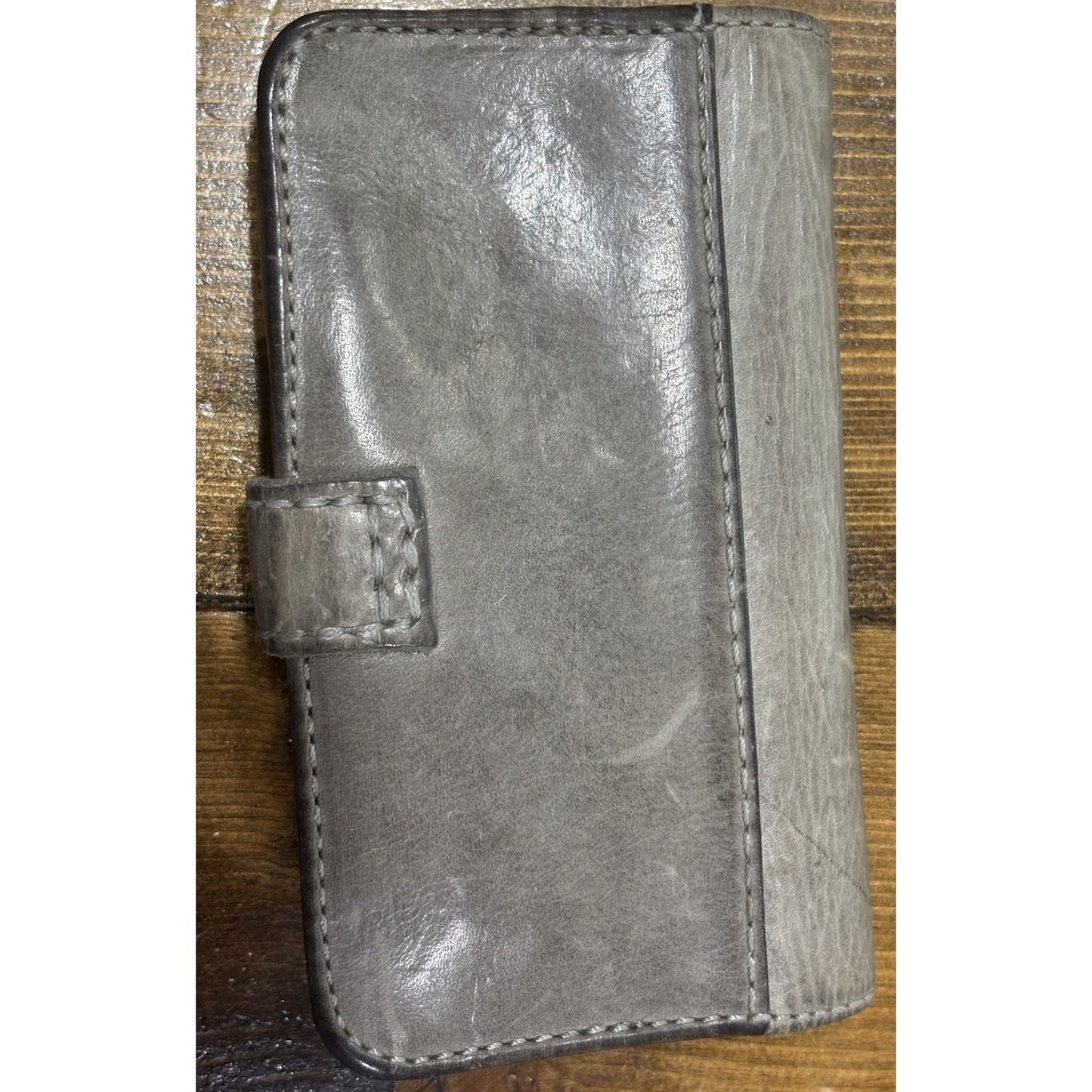 Frye Zip Clutch Wallet Distressed Leather Taupe Gray Clutch Snap