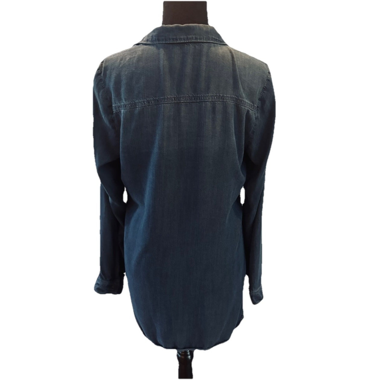 Maurice’s Woman’s Chambray Dark wash Long Sleeve Shirt Size M Super Soft
