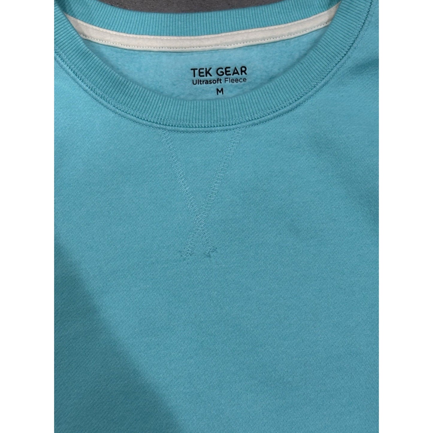 Woman’s Tek Gear Ultra Soft Teal Sweatshirt Size M