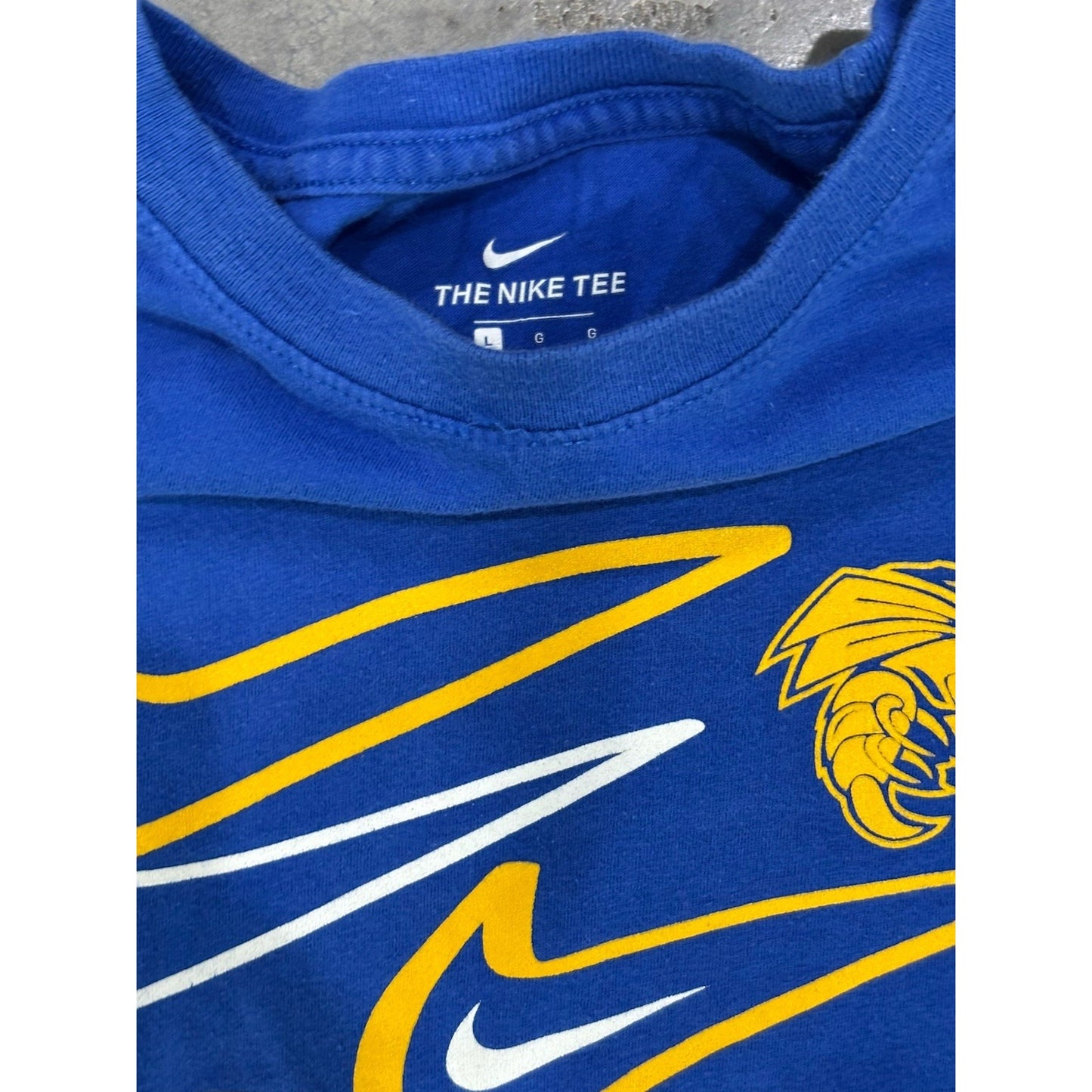 Nike Yellow Jacket Team Tshirt Blue And Yellow Size L