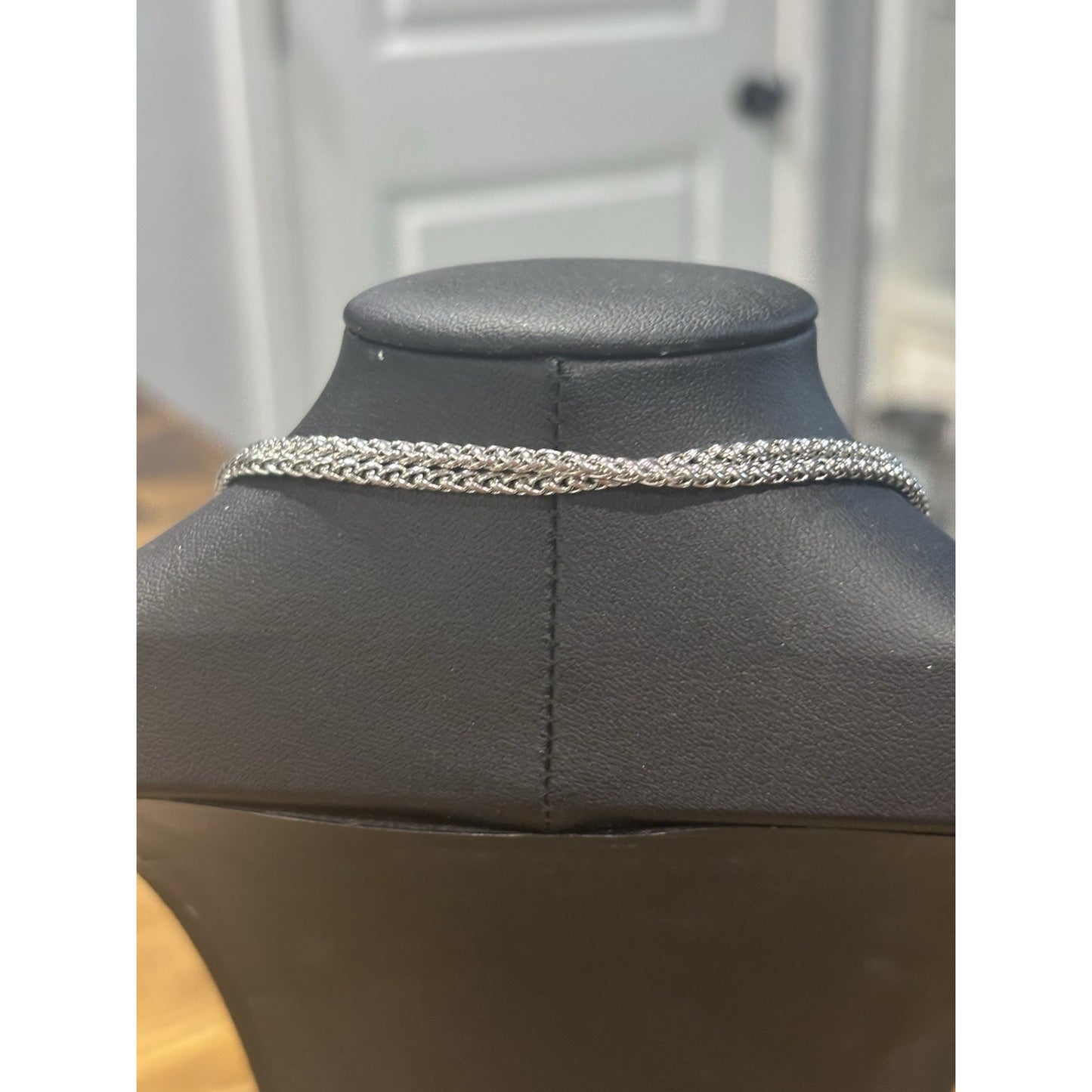 Kendra Scott Necklace AIDEN Filigree Pendant  25 In Silver Tone