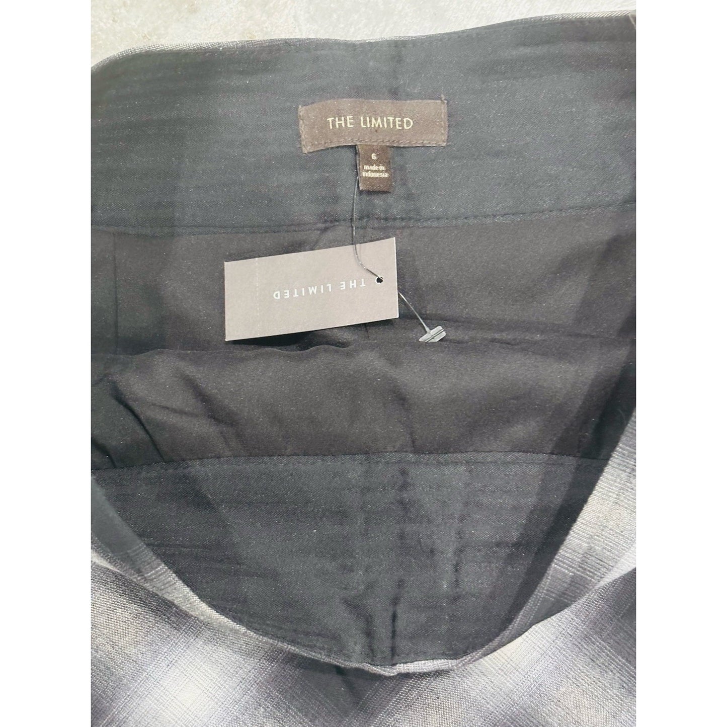 NWT The Limited Woman’s Size 6 Black  Plaid Pencil Skirt Back Slit, Side Zipper