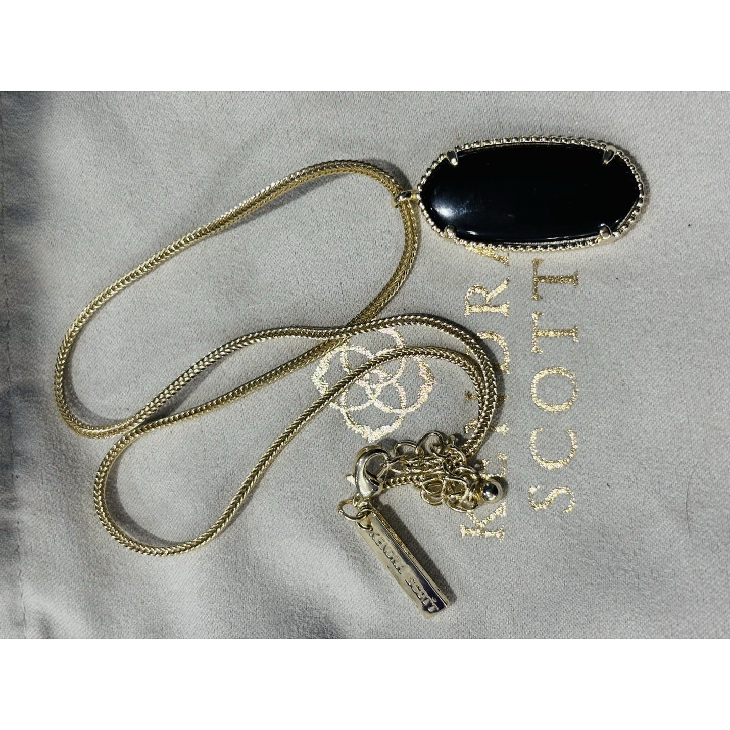 Kendra Scott Gold Necklace With Black Oval Stone Pendent