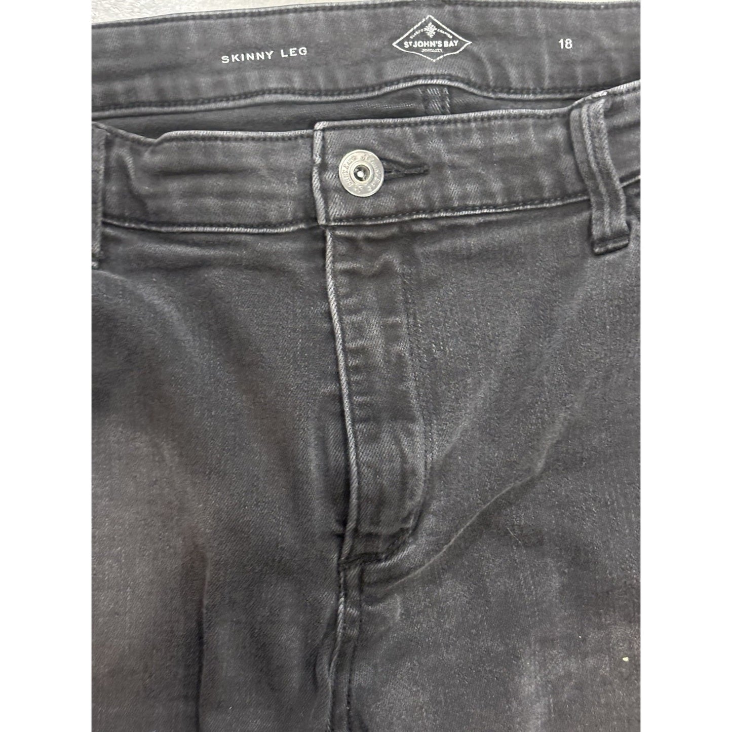 St Johns Bay jeans womens size 18 skinny high rise black stretch