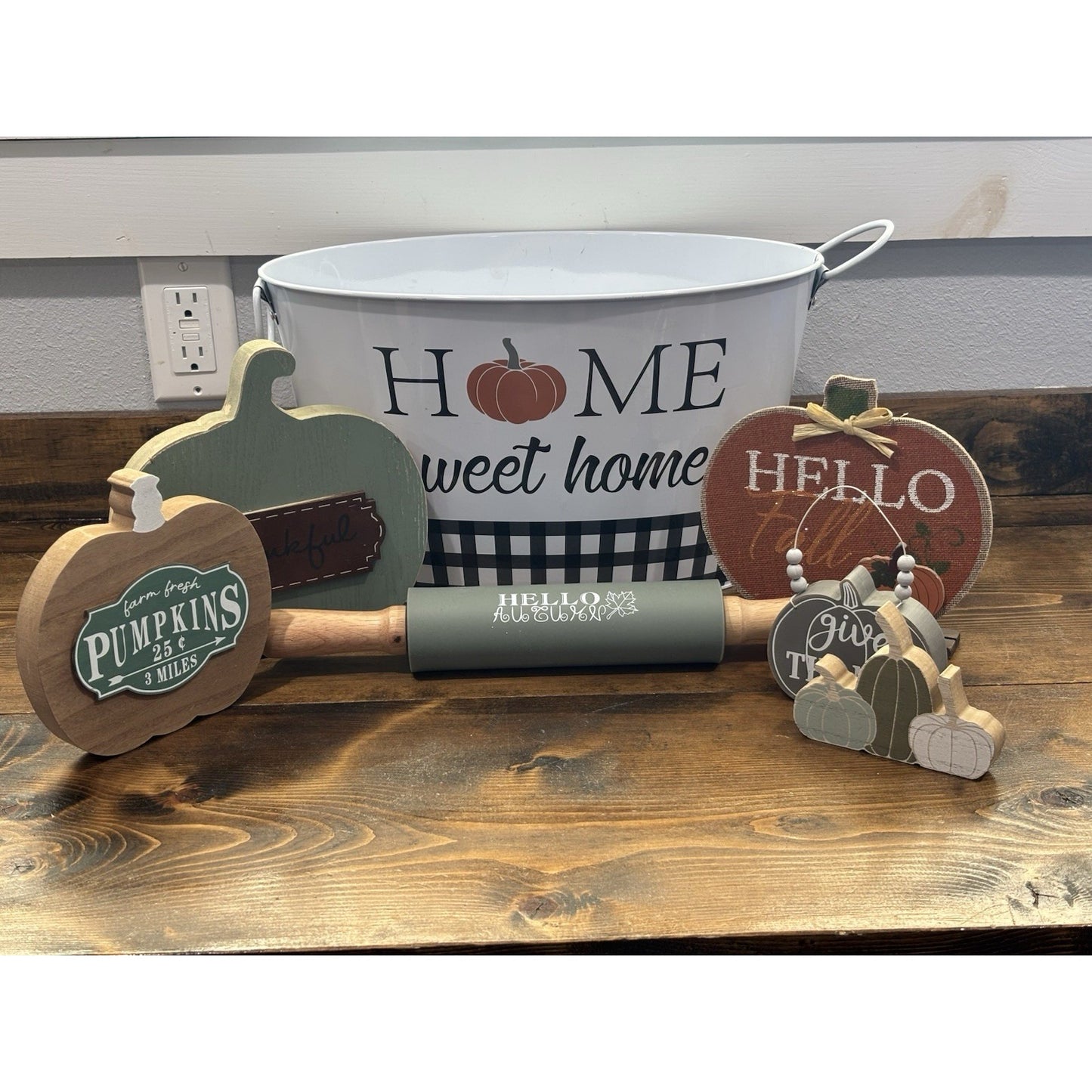 Thanksgiving Decoration Lot