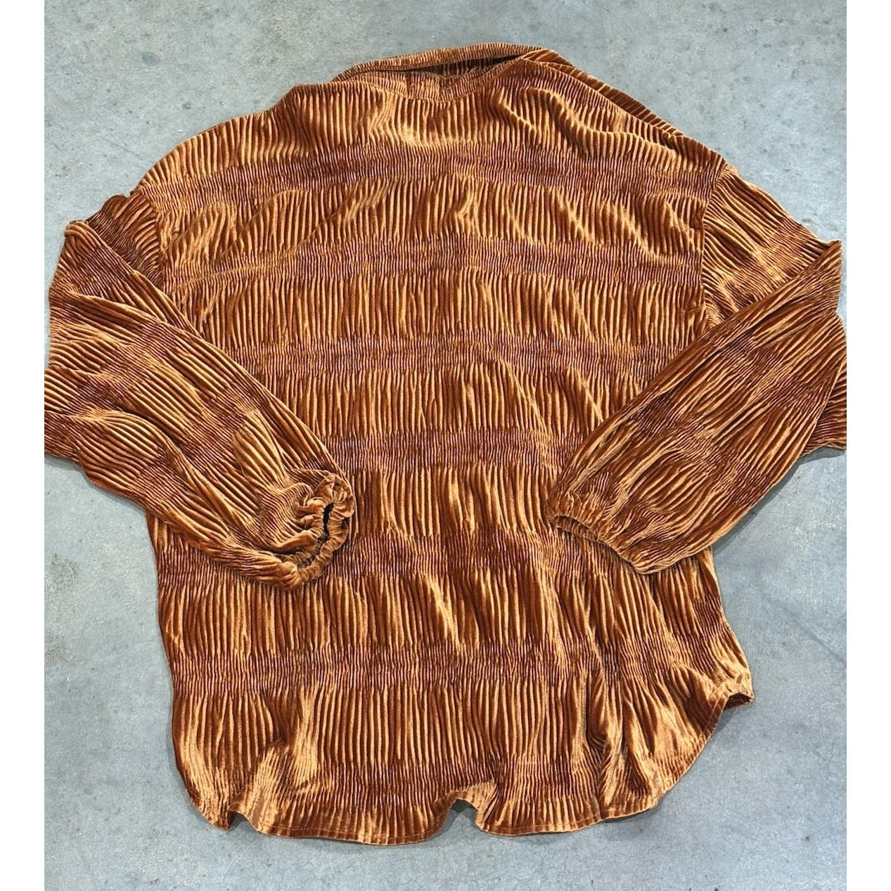 BiBi Oversized Shirt Womens Small Wrinkle Effect Tiered Shirred Velvet Buttoned