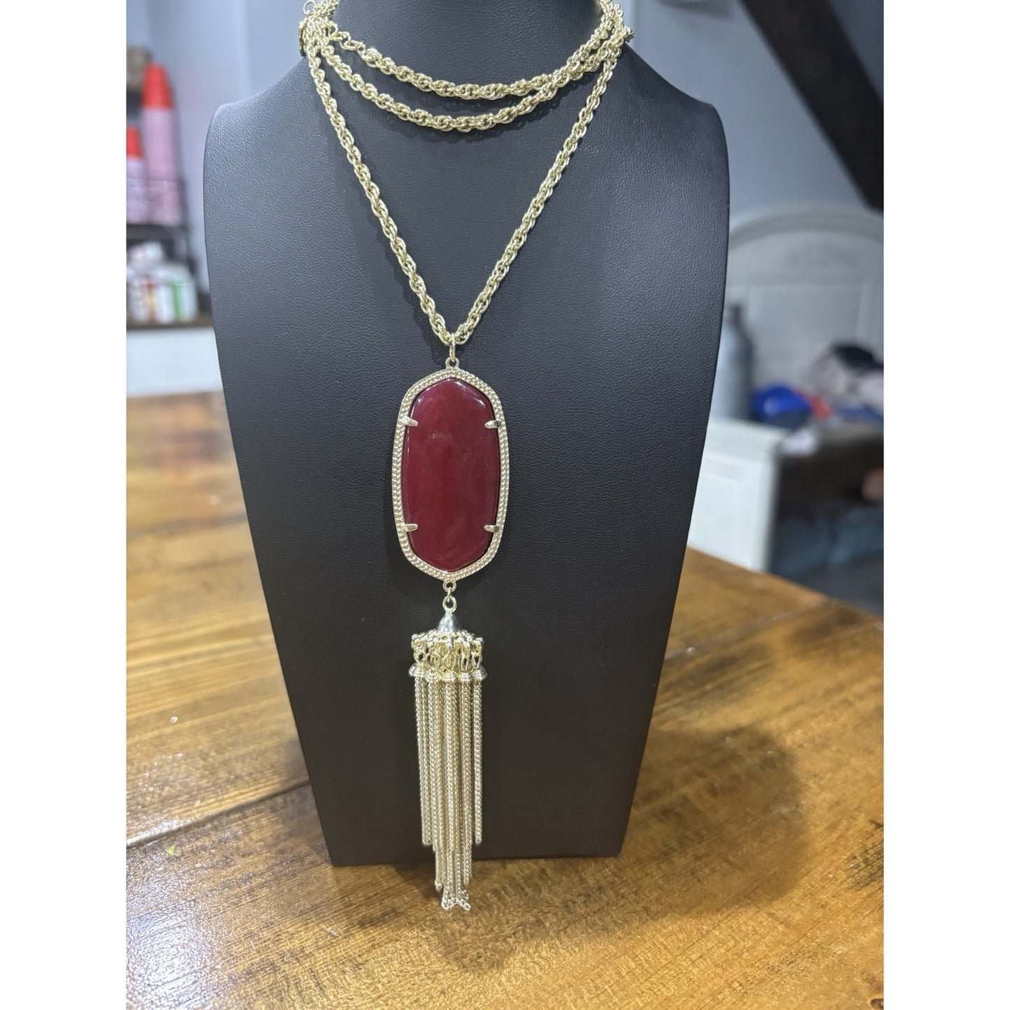 KENDRA SCOTT  " Rayne "  Maroon Jade Pendant Tassel Necklace Gold Tone 37'' L