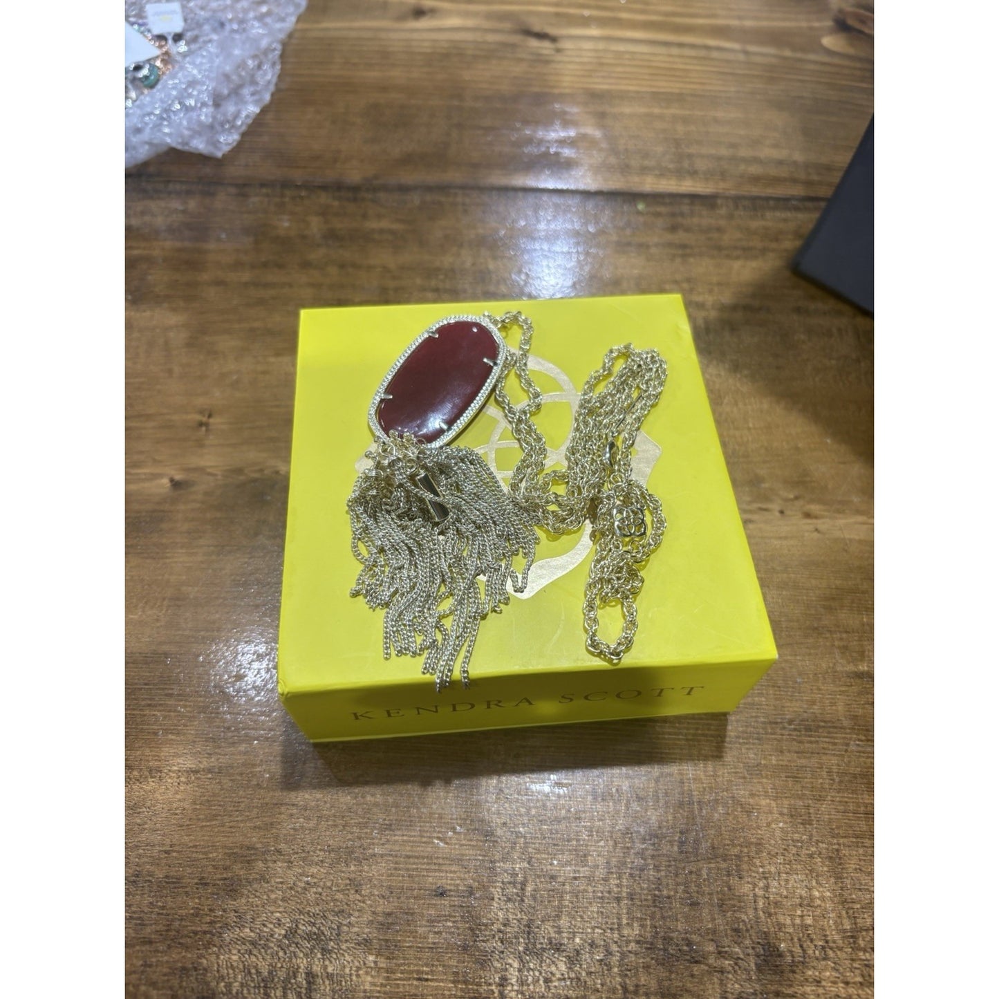 KENDRA SCOTT  " Rayne "  Maroon Jade Pendant Tassel Necklace Gold Tone 37'' L