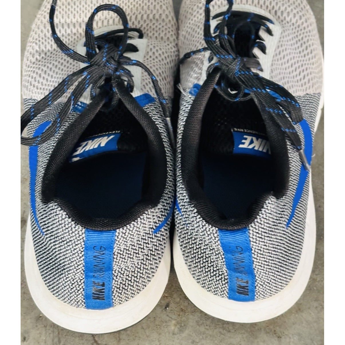 Nike Men’s Sneakers Size 11, Gray/Blue, Tie, Mesh