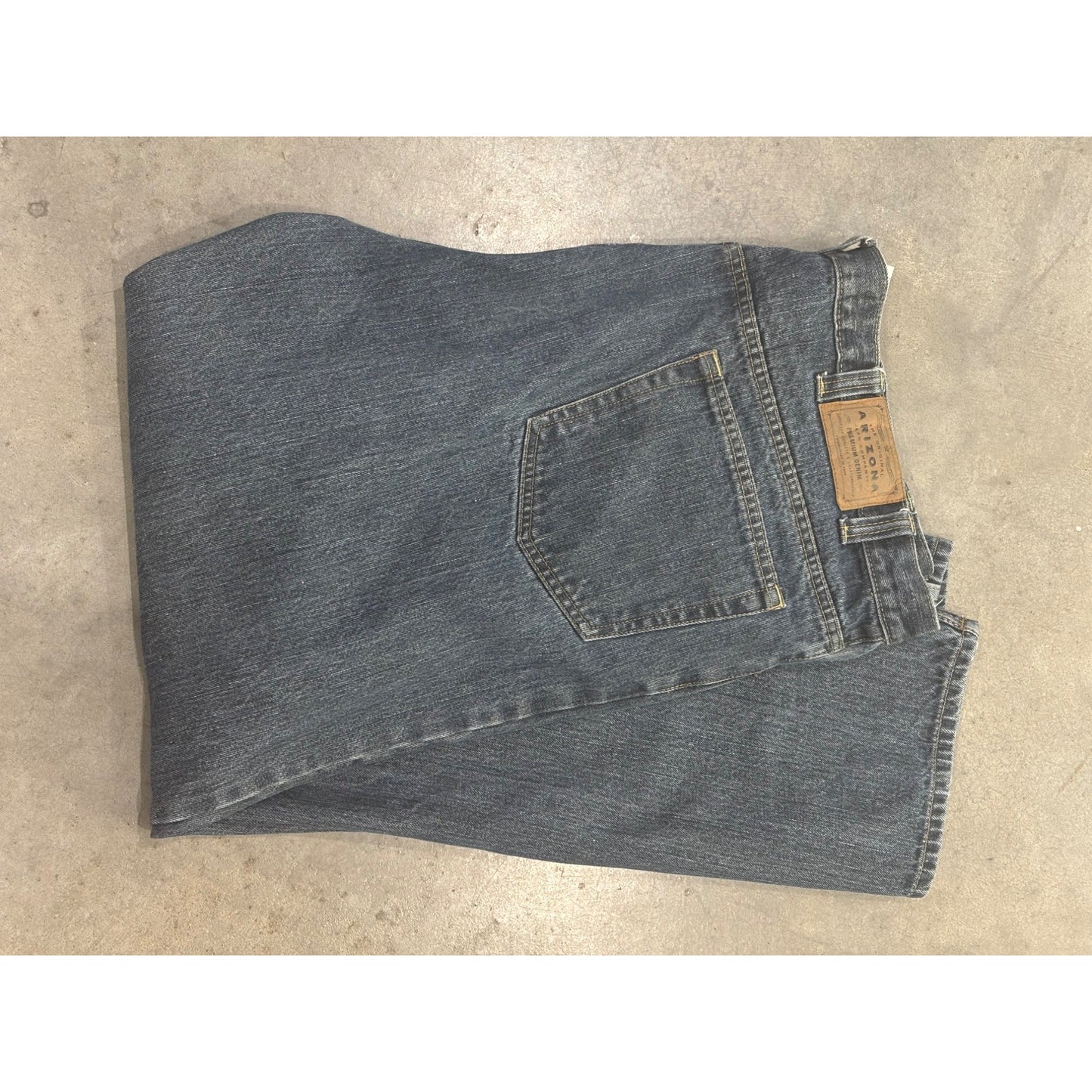 Arizona Mens Relaxed Fit Jeans 44x30 Blue Denim 100% Cotton Authentic Jeanswear