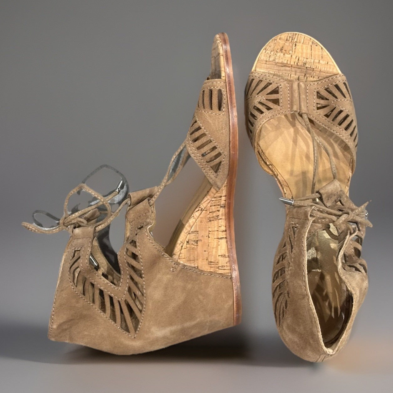 Dolce Vita Lindsey Lace-up Wedge sandal  Tan Size 8.5