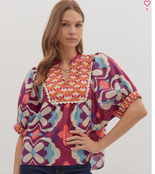 Entro Geometric Short Puff Sleeve Scallop Accent Trim
