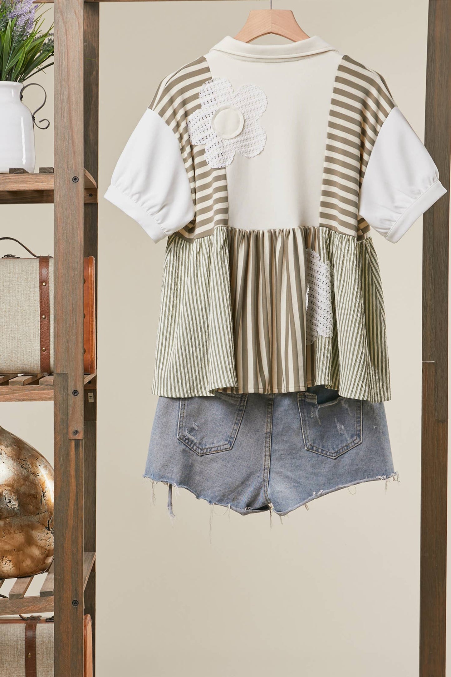 STRIPED SHIRT WITH LACE FLOWER DETAIL