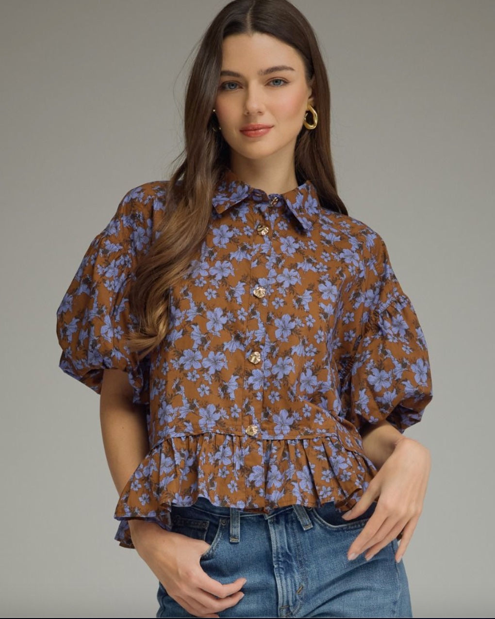 Entro Floral Print Short Puff Sleeve Top Ruffle Hem