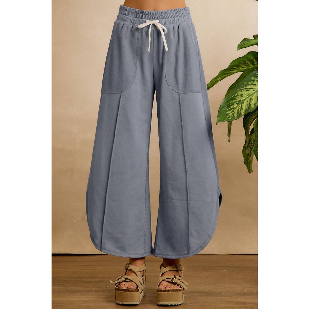 FRENCH TERRY OUT SEAM DETAIL TULIP HEM PANTS