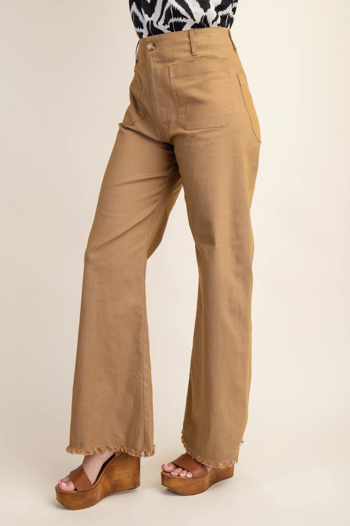 GiGio High Waisted Flared Pants with Frayed Hem in Camel