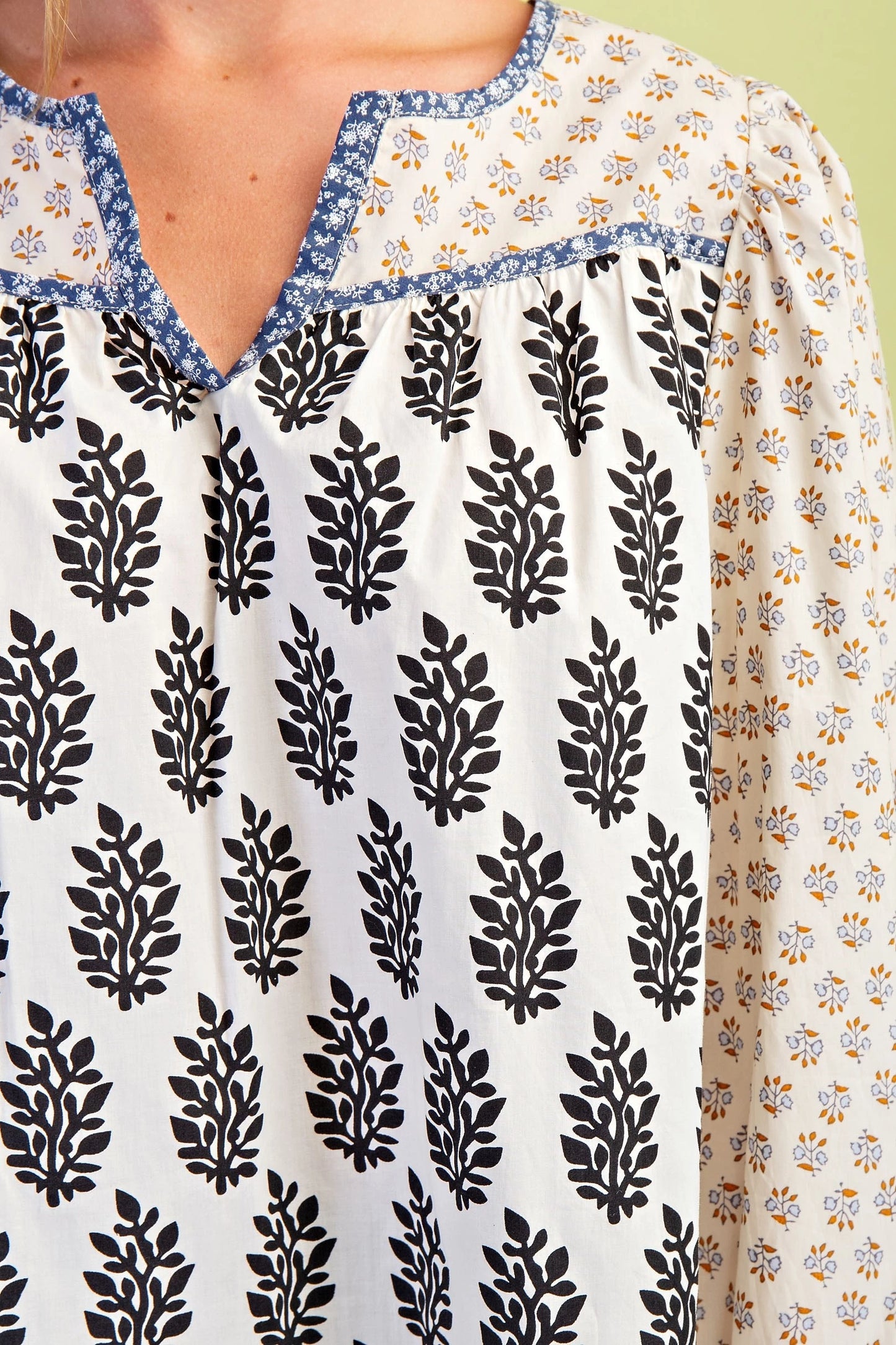 GiGio Mixed Print Balloon Sleeve Top with Binding Details in Ivory