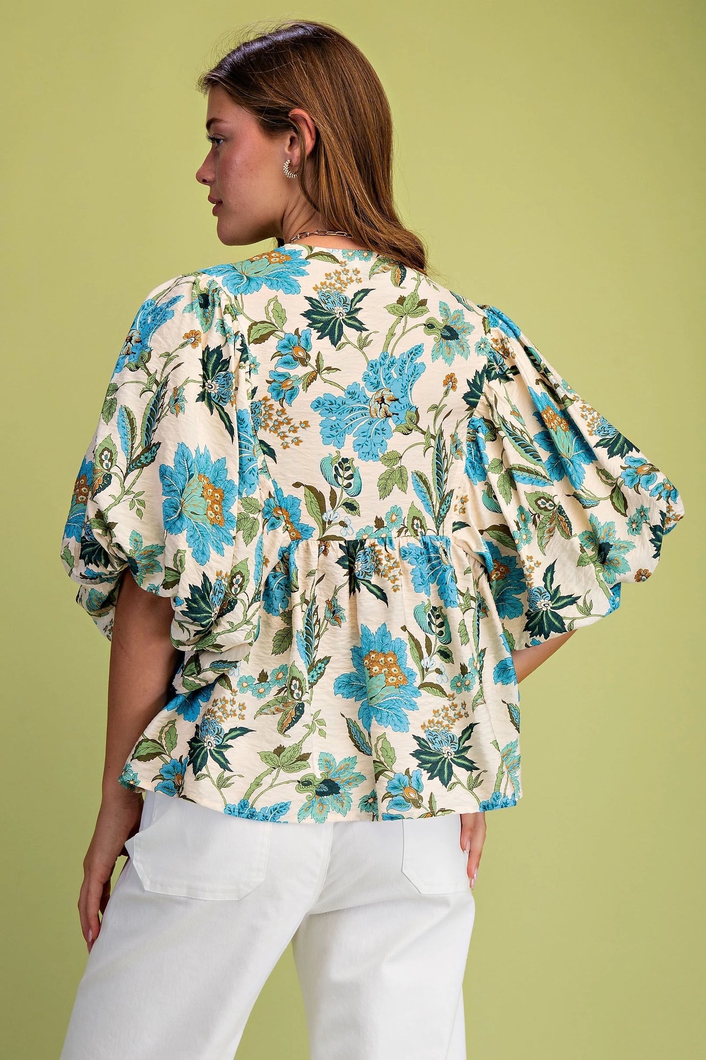 GiGio Floral Print Balloon Sleeve Bouse with Tie Neck Strings