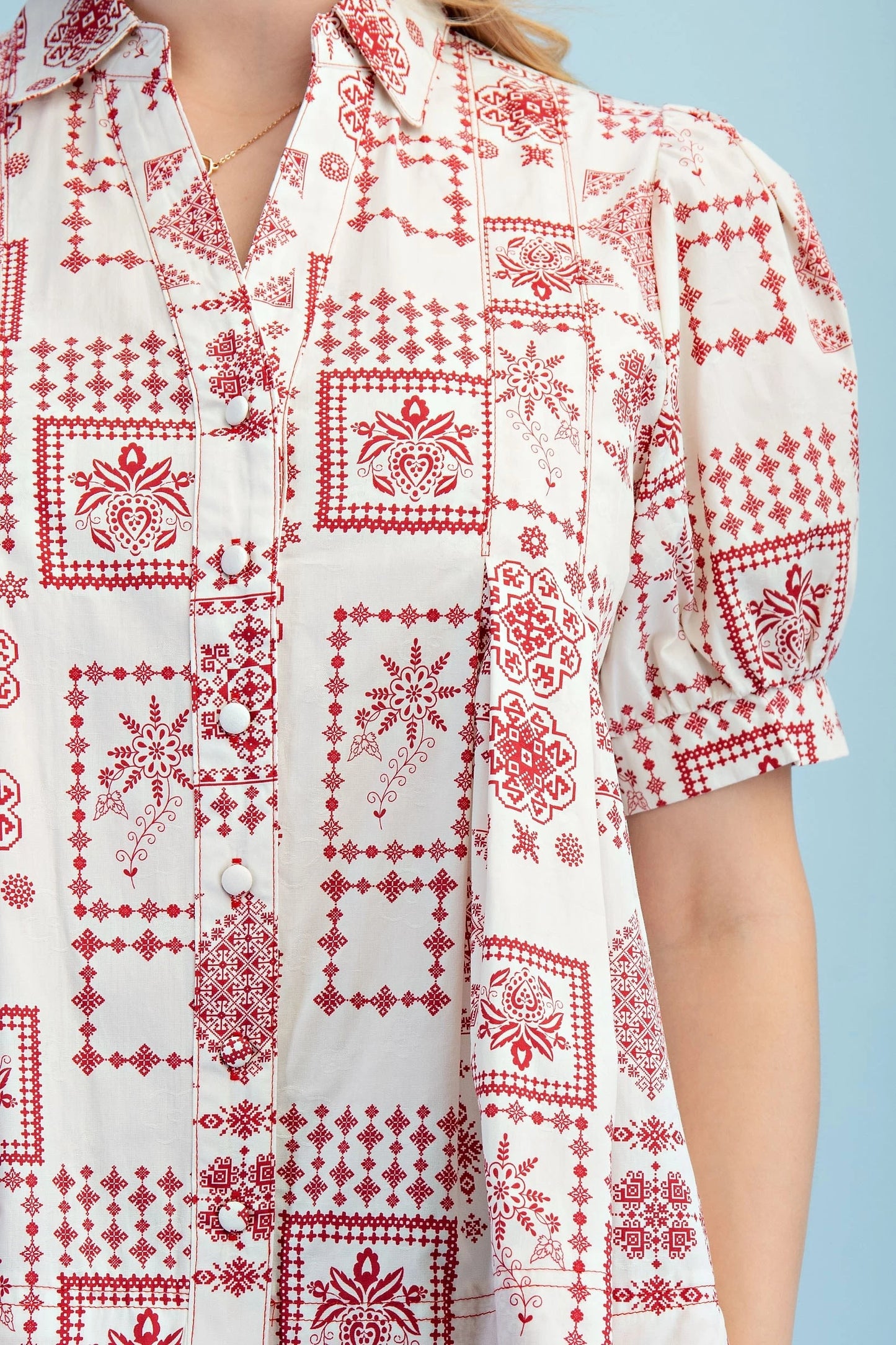 GiGio Floral Jacquard Printed Button Down Shirt with Pleat Details in Red