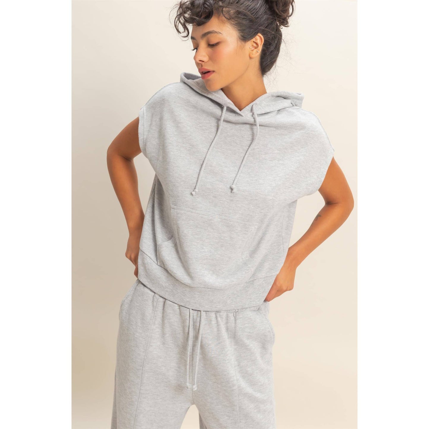 Acid Washed Sleeveless Hooded Kangaroo Pocket Top