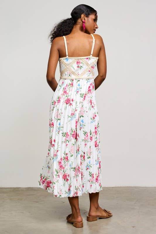 Printed Crochet Patch Pleated Sleeveless Dress