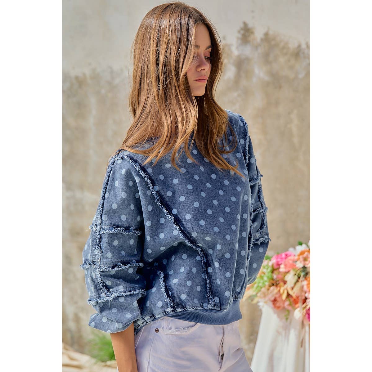 POLKA DOT PRINTED WASHED DENIM FRAYED EDGE DETAIL TOP