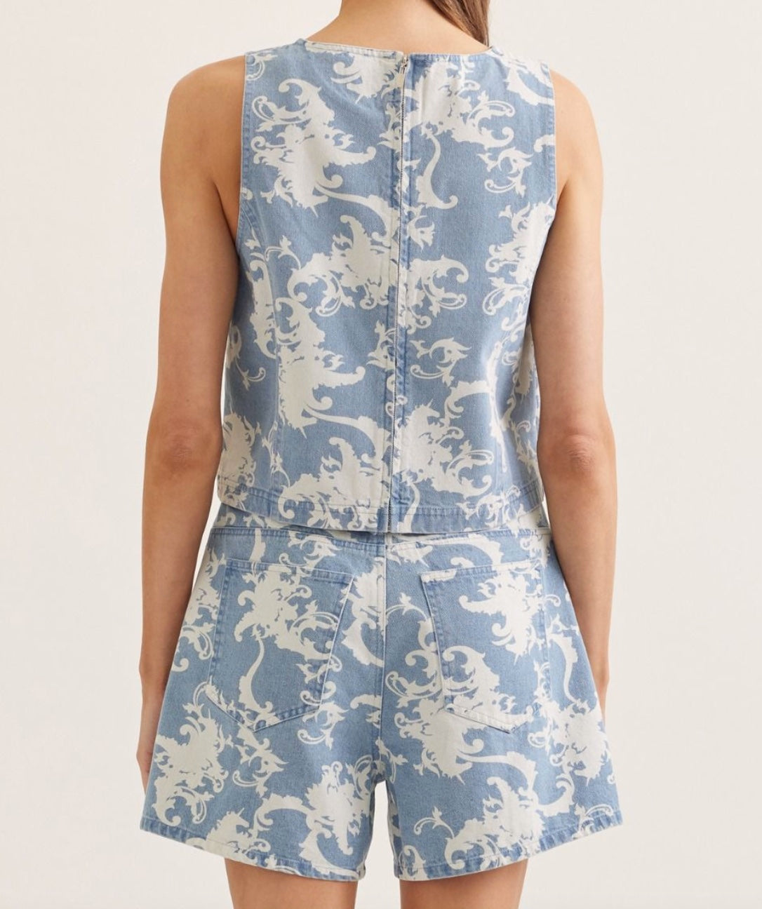 Entro Printed Sleeveless top and short set featuring straight neckline