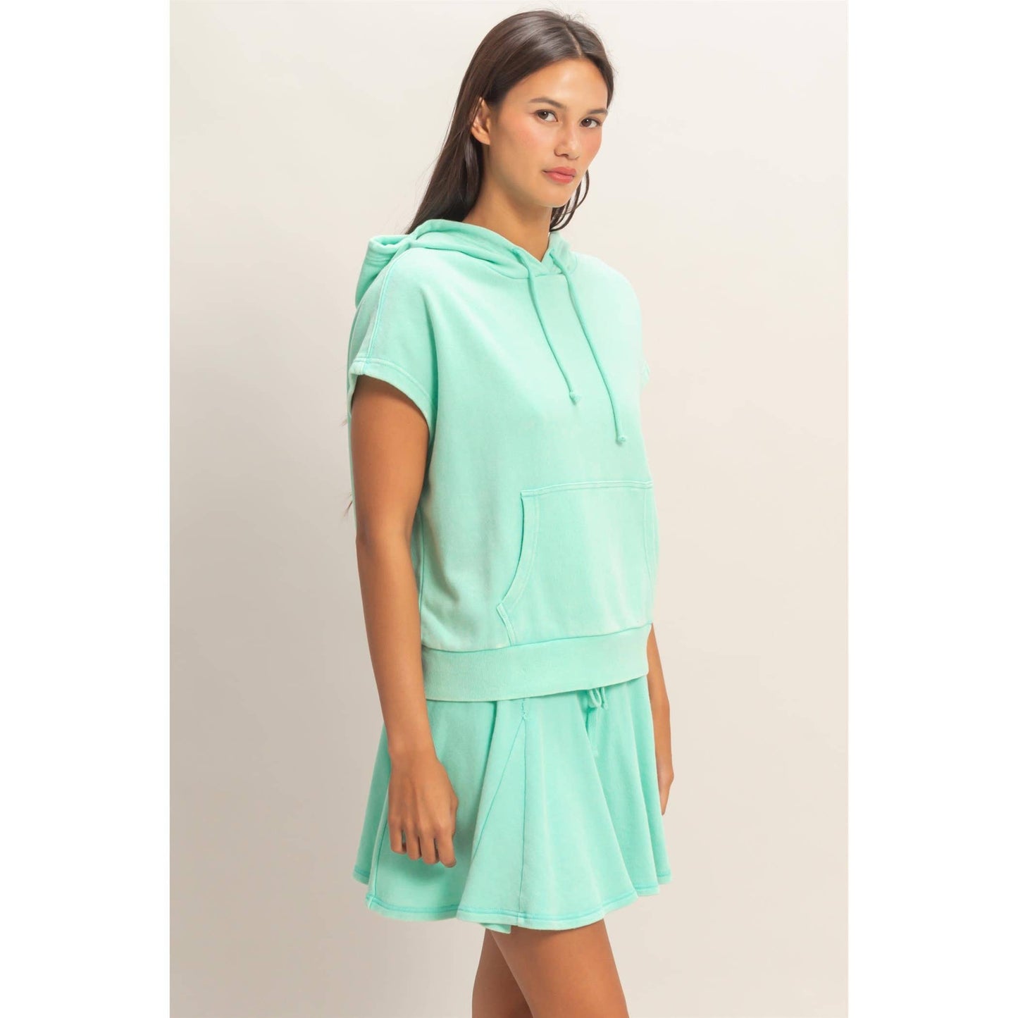 Acid Washed Sleeveless Hooded Kangaroo Pocket Top