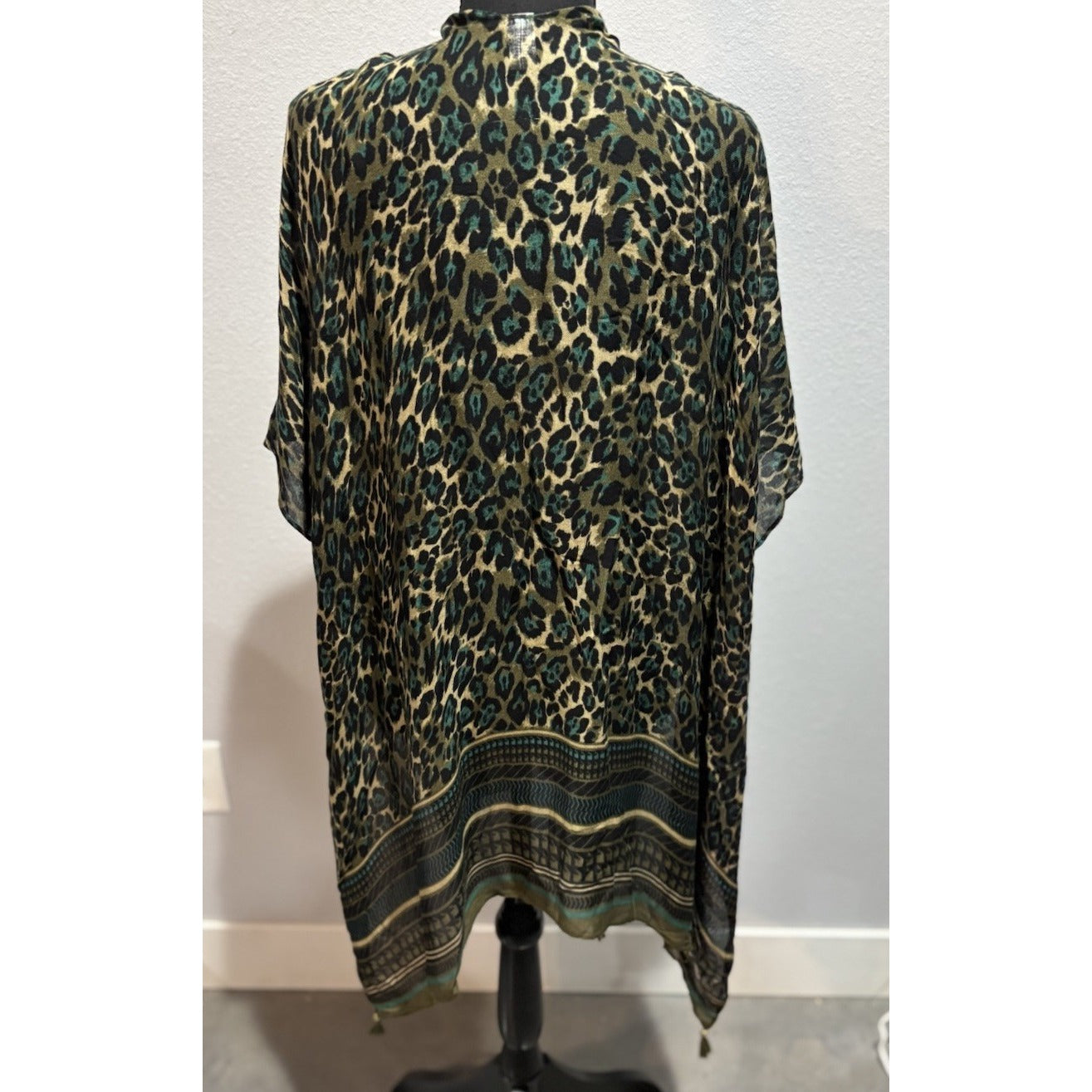 Established 1946 Green Leopard Kimono One Size
