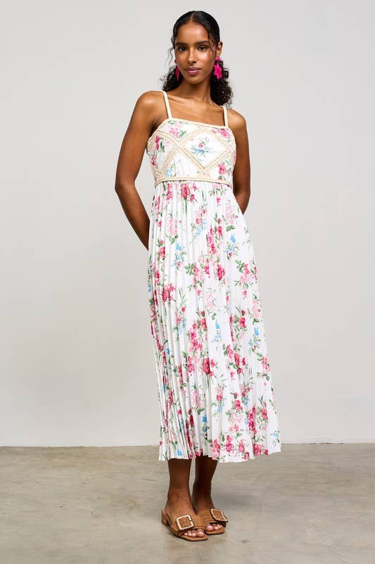 Printed Crochet Patch Pleated Sleeveless Dress
