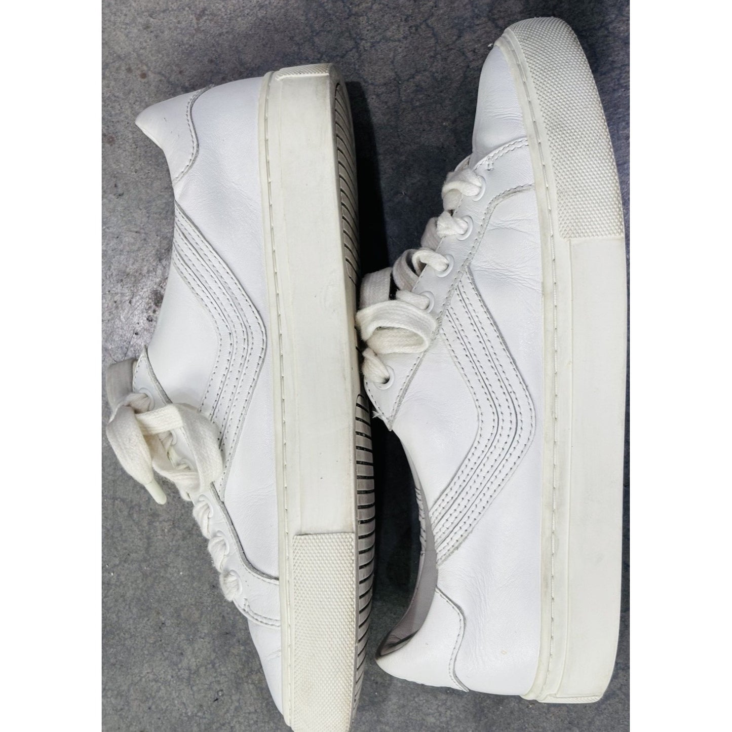 TORY BURCH SPORT white leather Sneakers Size 5.5