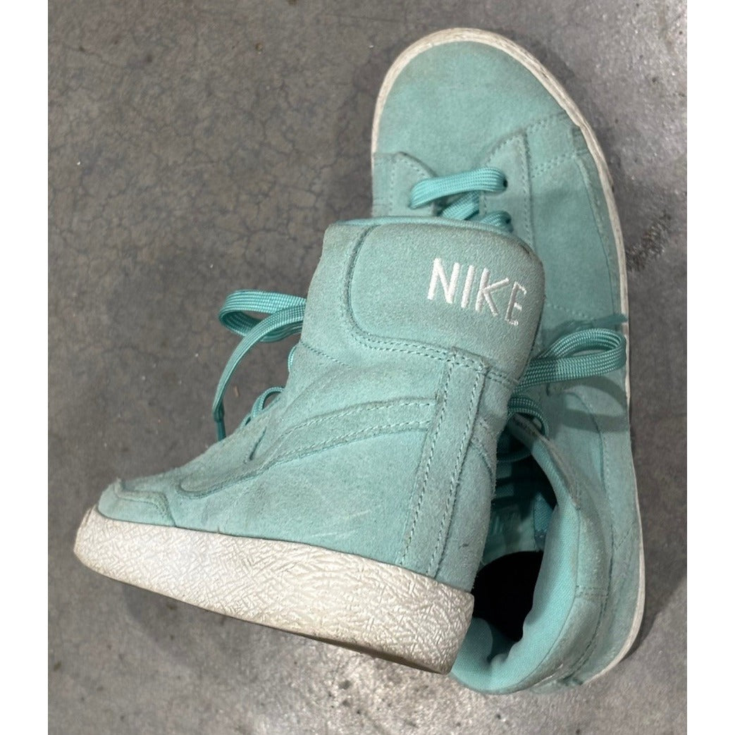 2017 Nike Blazer Mid Island Green Youth Size 6