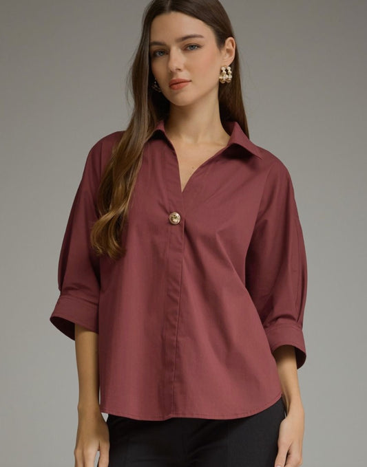 Entro Solid 3/4 Sleeve Top Featuring a Shirt Collar