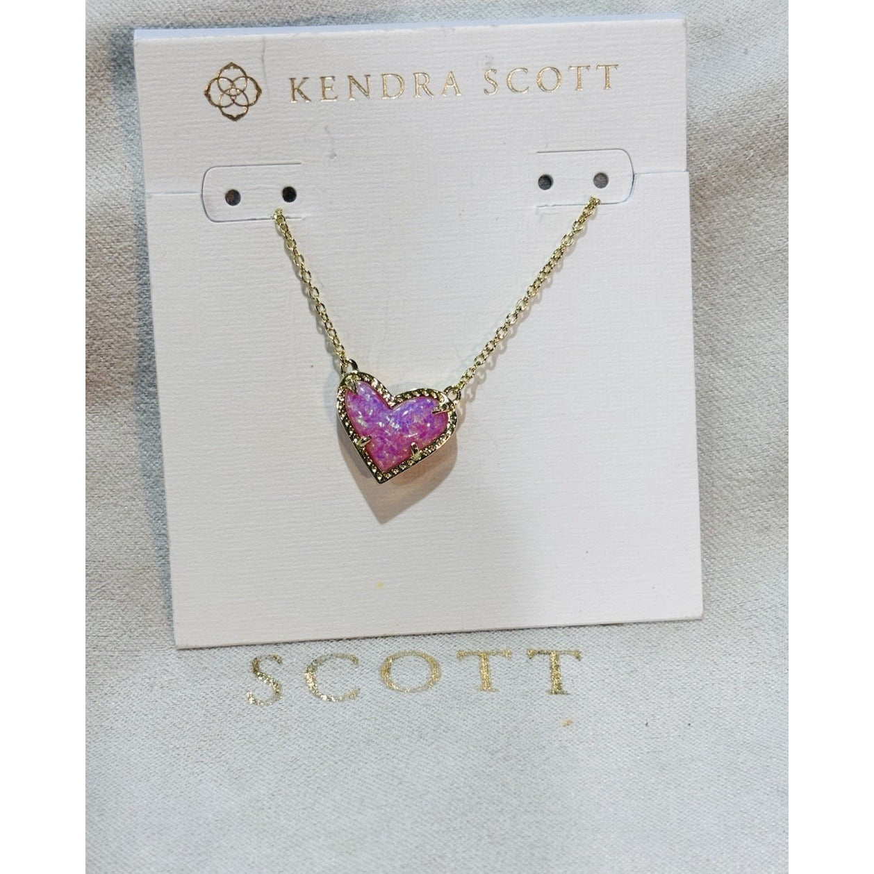 NEW Kendra Scott Ari Heart Gold Necklace in Bubblegum Pink Kyocera Opal