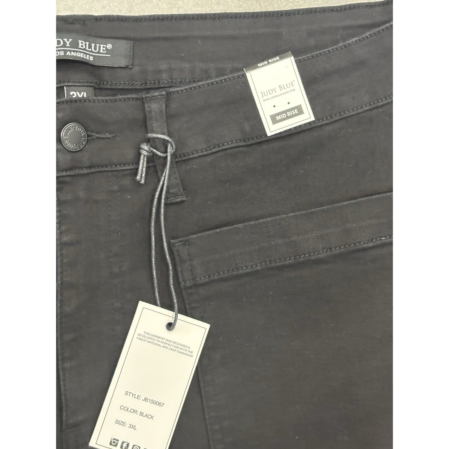 Judy Blue Cargo Patch Pocket Black Denim Jean Shorts Size 3XL