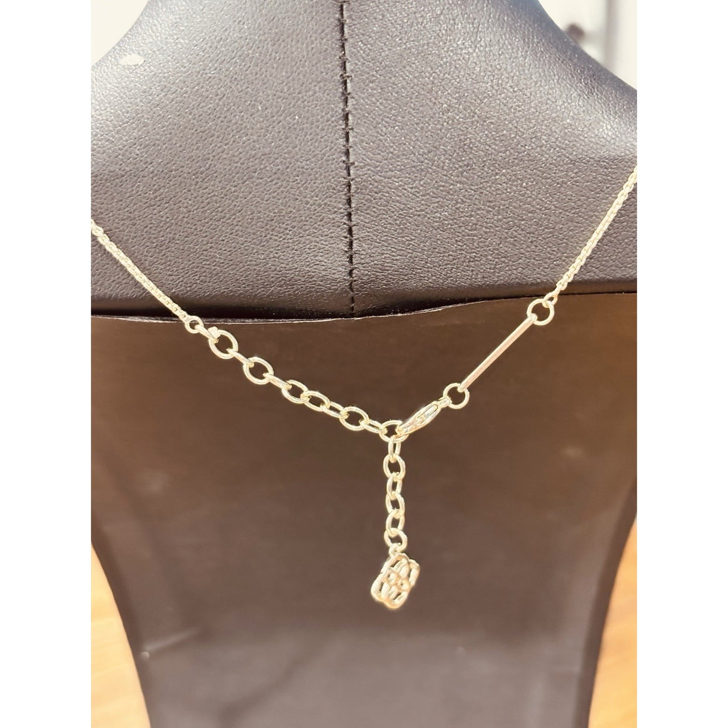 Kendra Scott Gold Leanor Necklace Bar With White Mother Of Pearl