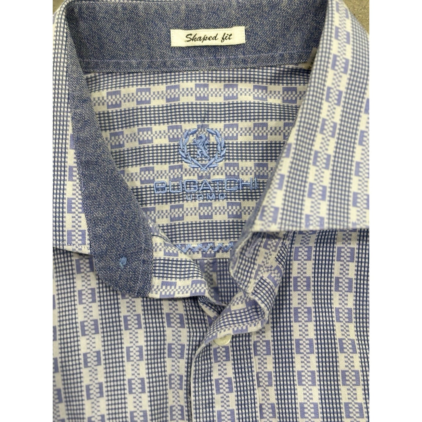 Bugatchi Shaped Fit Checker Print Blue/White Button Down Size Medium