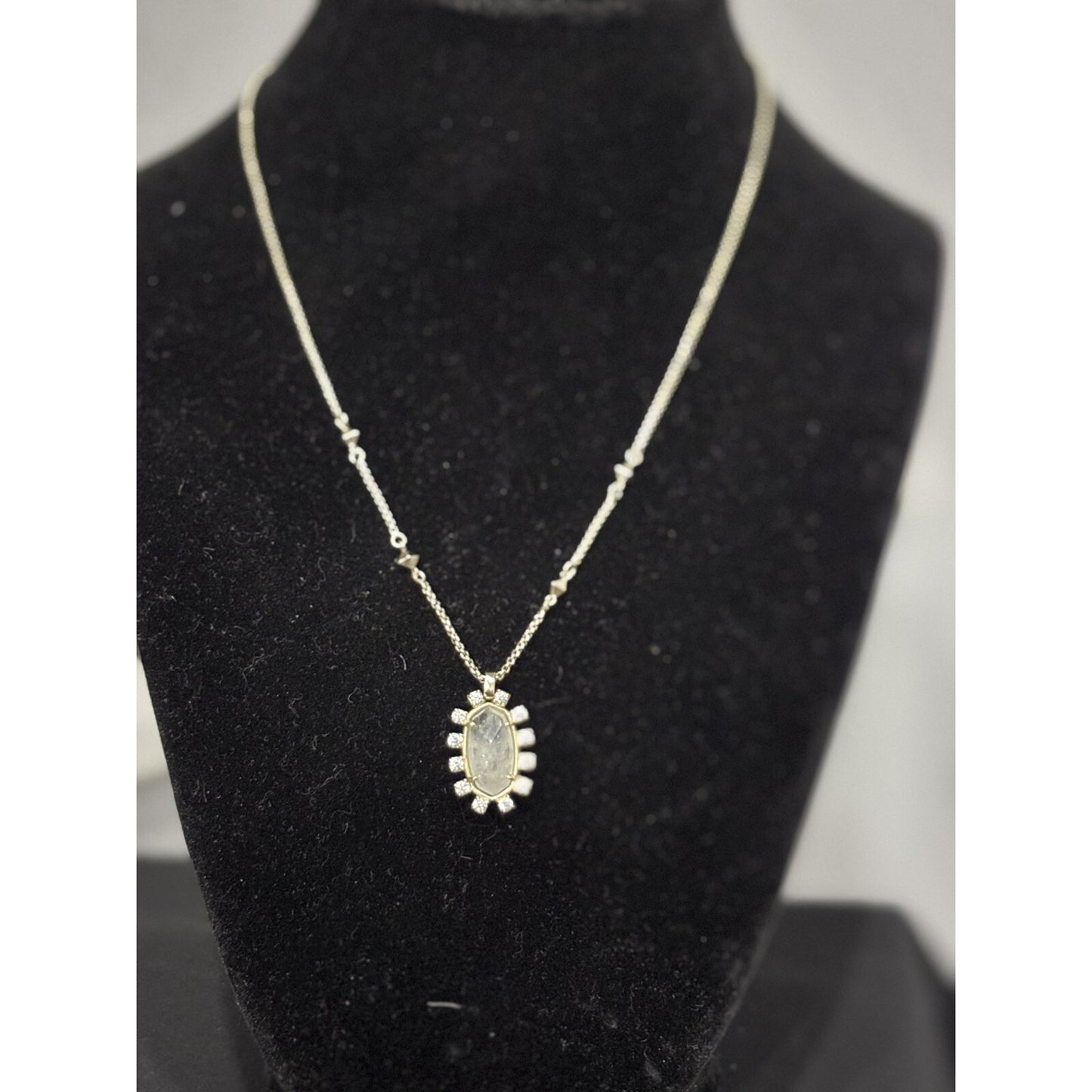 Kendra Scott Piper Pendent In Gold With Clear Stone