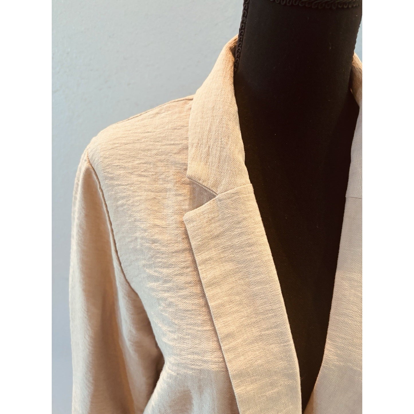 Maurice’s Open Front Blazer Tan Size Large